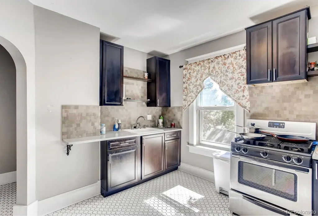 237 Coffman Street Longmont CO 80501