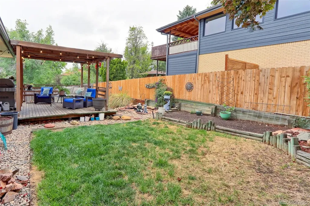 8118 W 69th Way Arvada CO 80004