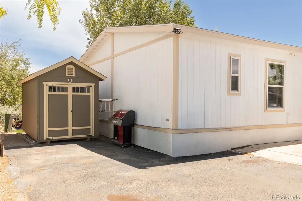 2551 W 92nd Avenue Denver CO 80260