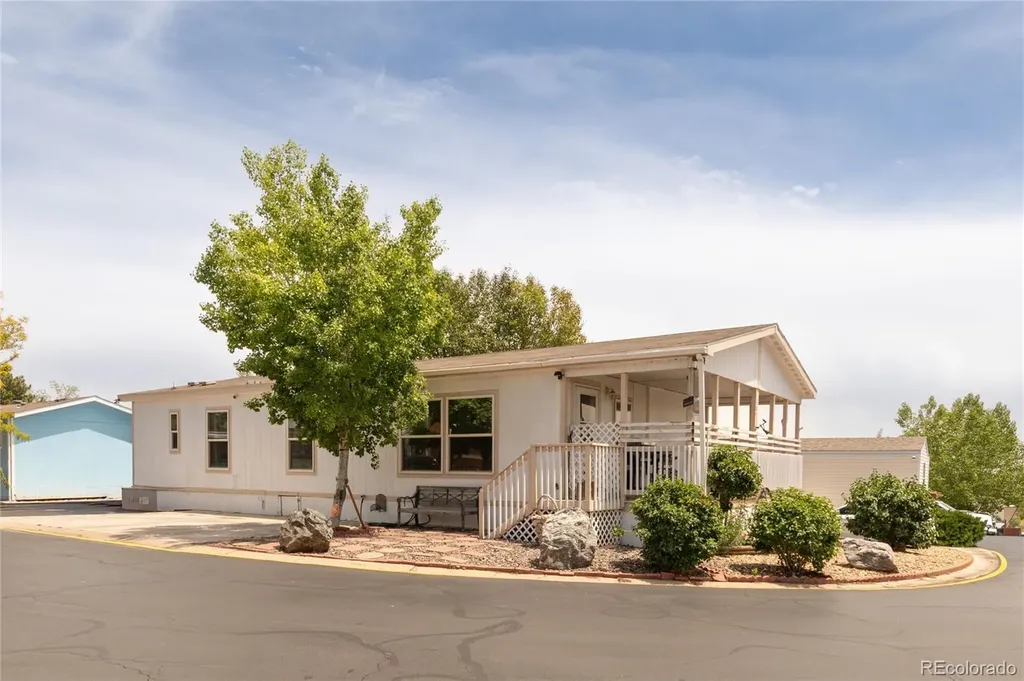 2551 W 92nd Avenue Denver CO 80260
