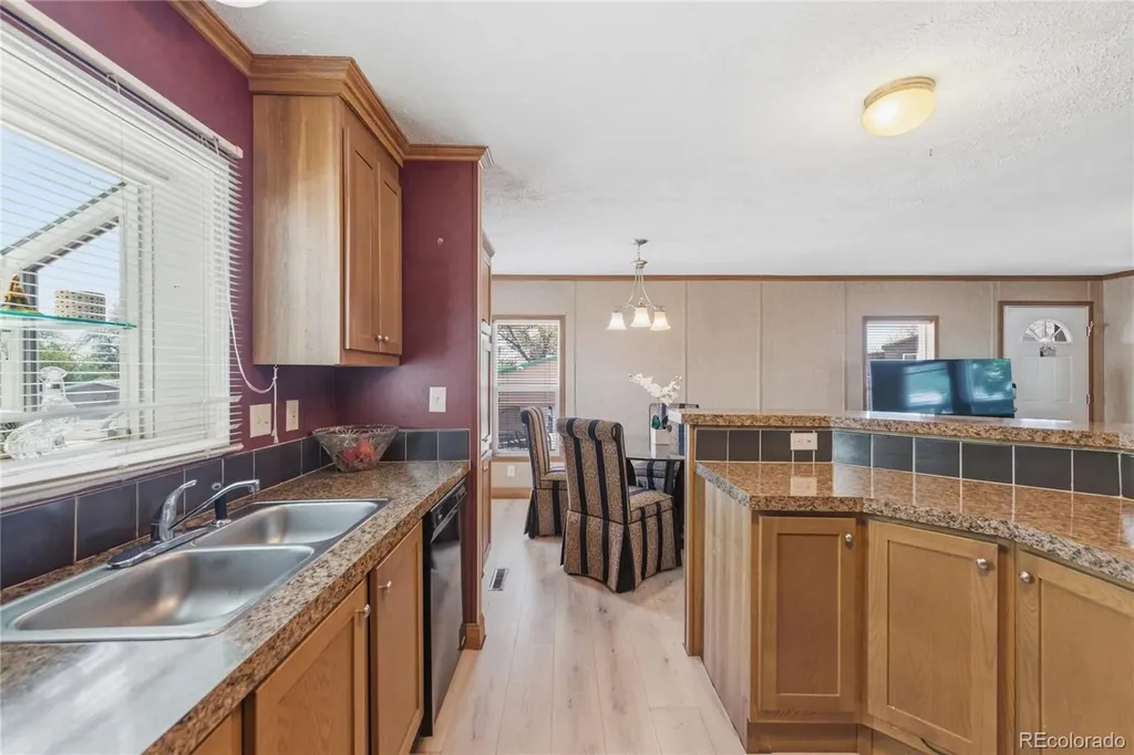 2551 W 92nd Avenue Denver CO 80260