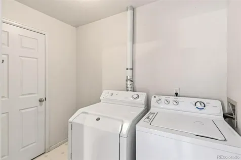 4003 S Carson Street Aurora CO 80014