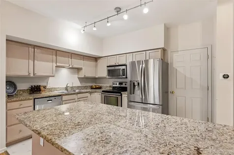 4003 S Carson Street Aurora CO 80014