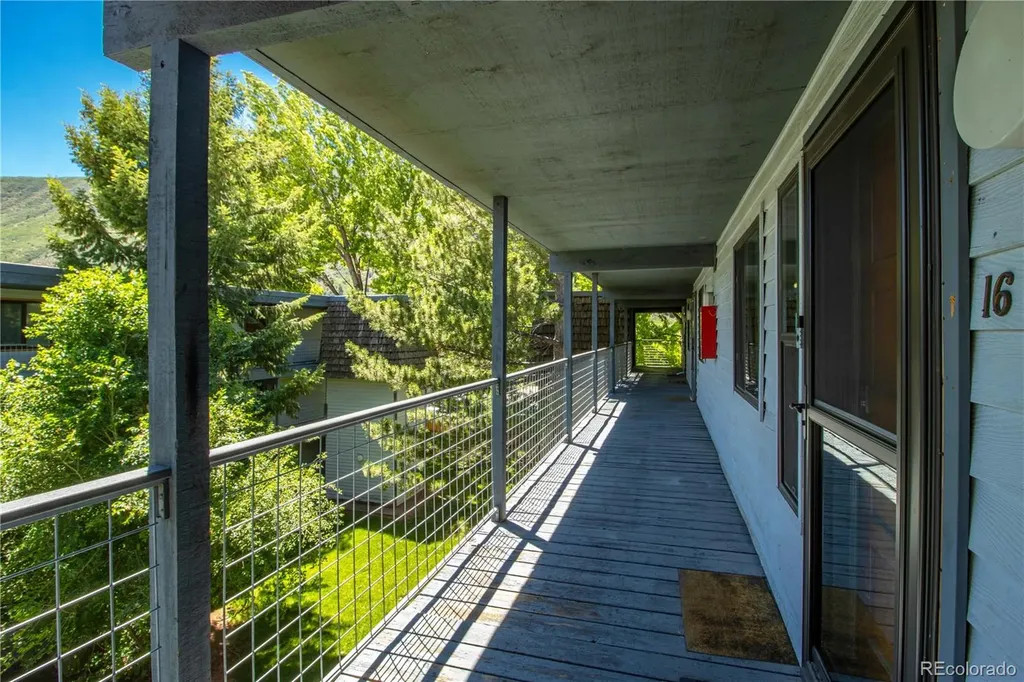 2015 Blake Avenue Glenwood Springs CO 81601