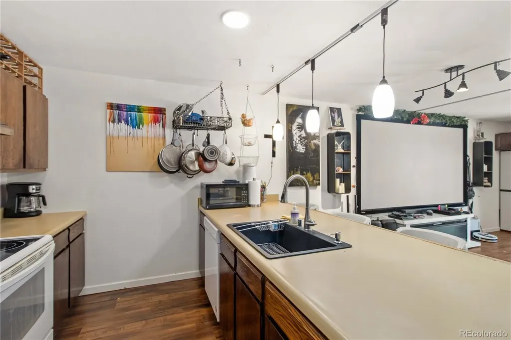 2015 Blake Avenue Glenwood Springs CO 81601