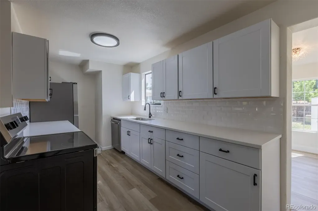 4464 Davenport Way Denver CO 80239