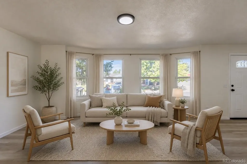 4464 Davenport Way Denver CO 80239