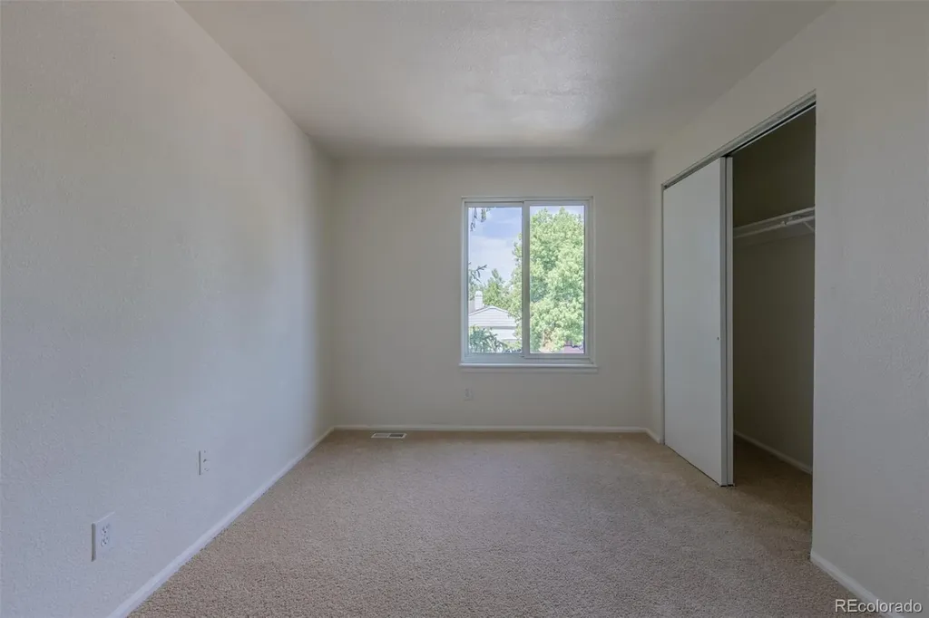 4464 Davenport Way Denver CO 80239