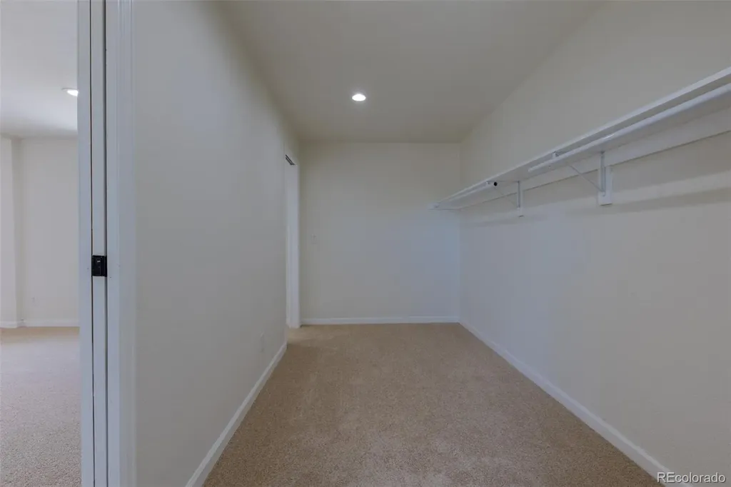 4464 Davenport Way Denver CO 80239