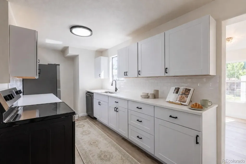 4464 Davenport Way Denver CO 80239