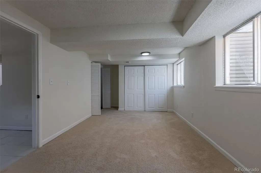 4464 Davenport Way Denver CO 80239
