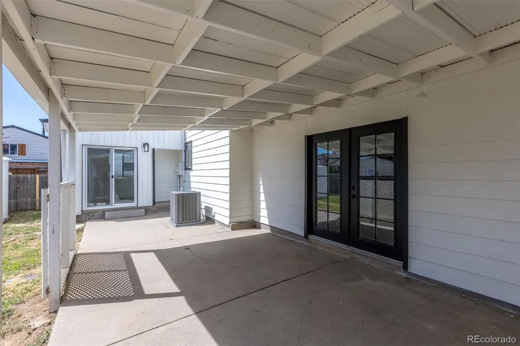 4464 Davenport Way Denver CO 80239