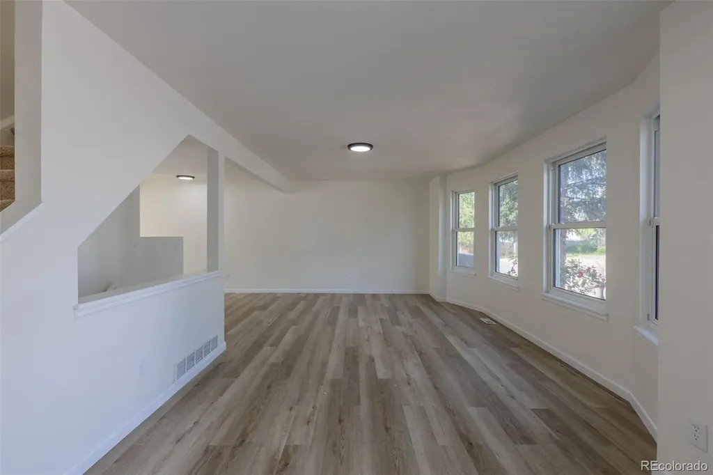 4464 Davenport Way Denver CO 80239