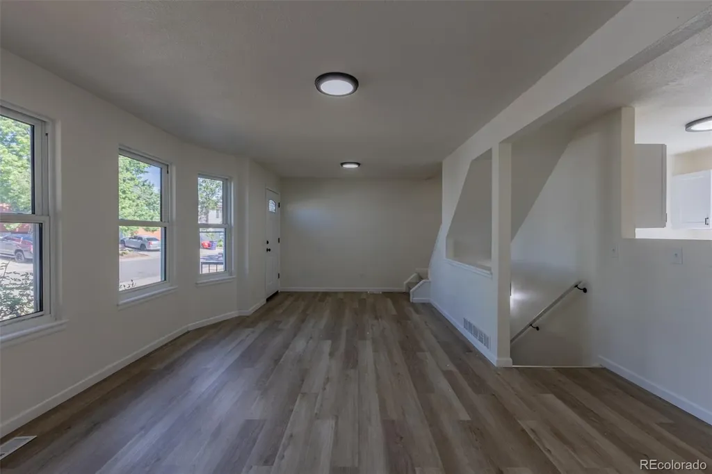 4464 Davenport Way Denver CO 80239