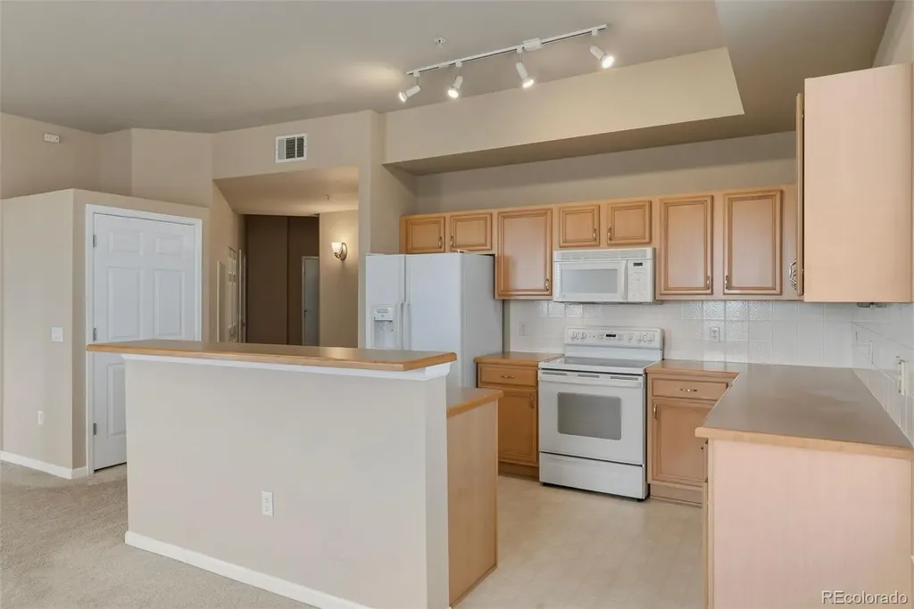 15475 Andrews Drive Denver CO 80239