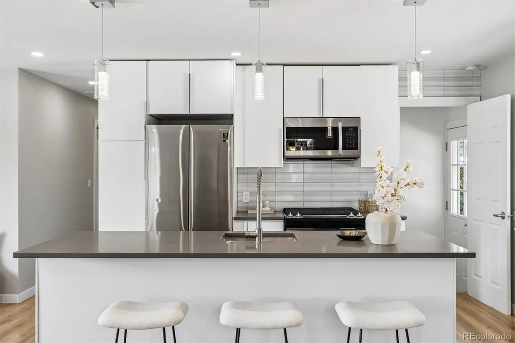 1888 S Filbert Court Denver CO 80222