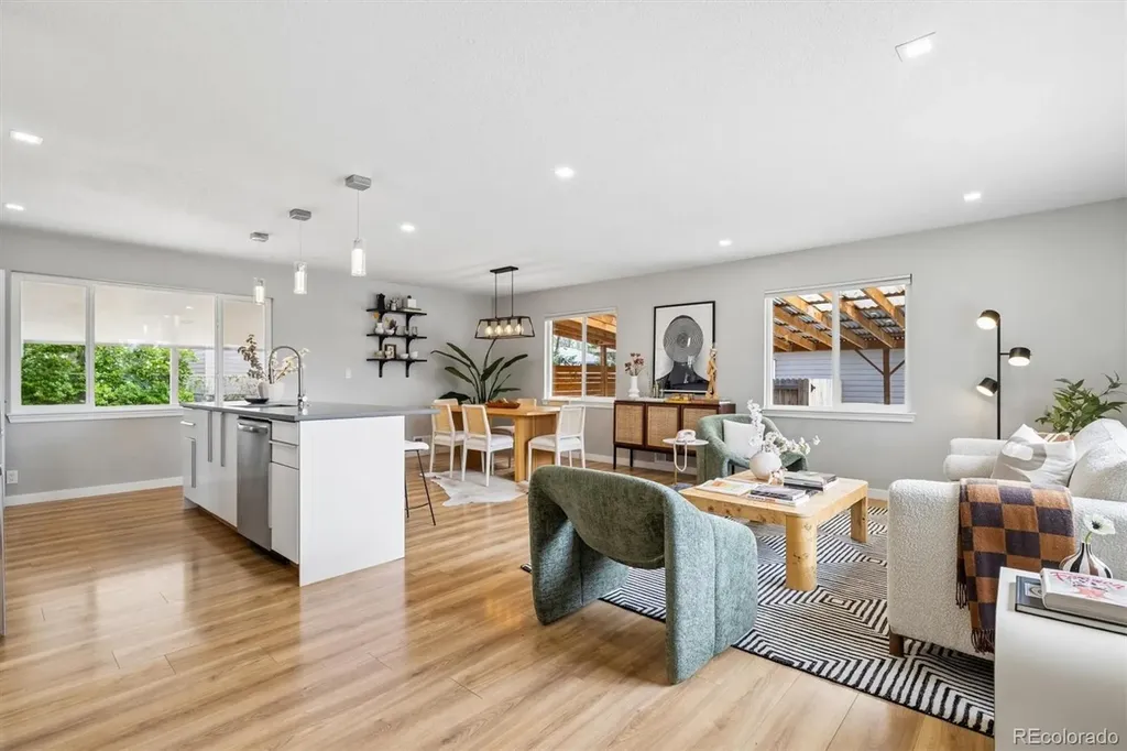 1888 S Filbert Court Denver CO 80222