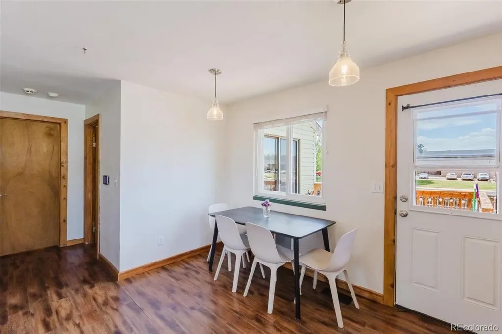 4933 Quari Street Denver CO 80239