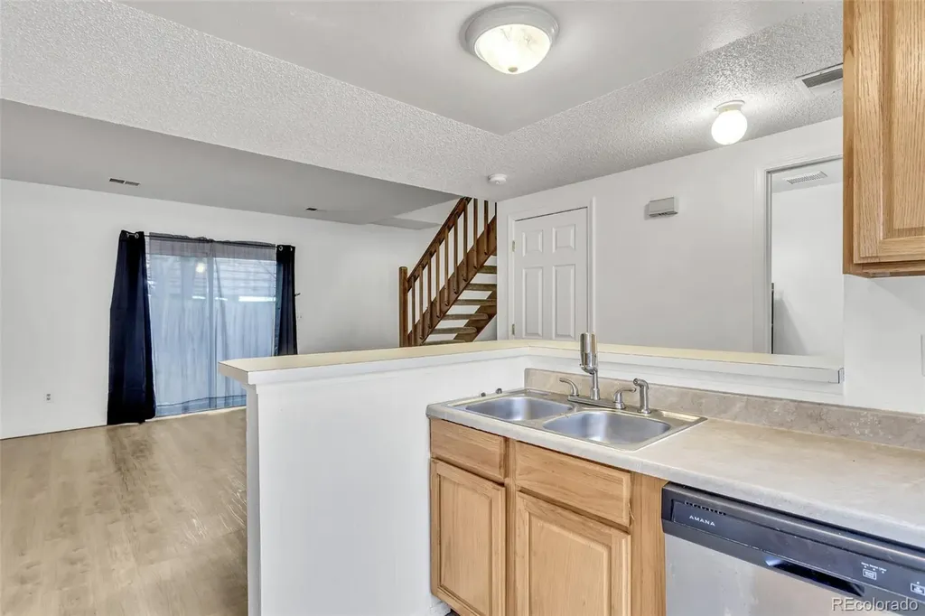 1545 S Ouray Circle Aurora CO 80017