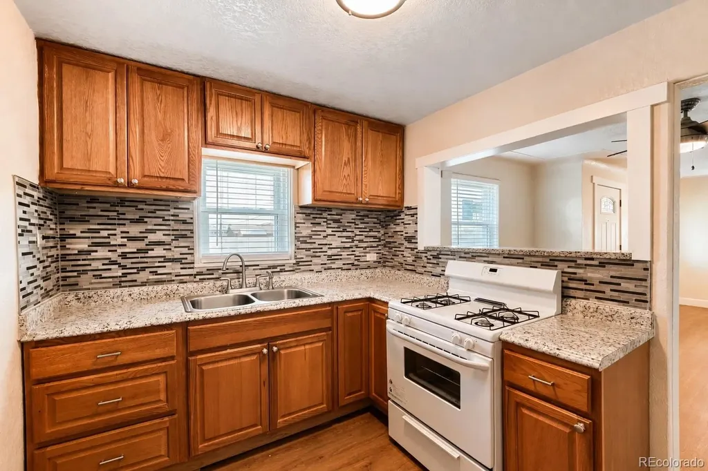 2880 W 91st Place Denver CO 80260