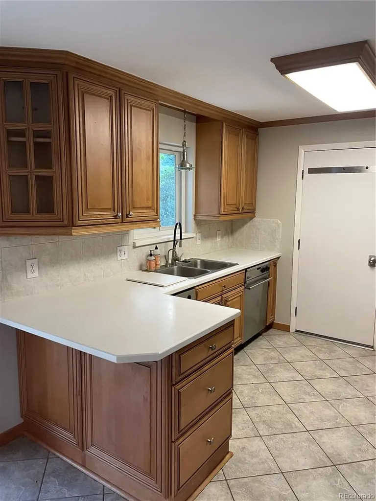 3260 E Orchard Road Centennial CO 80121