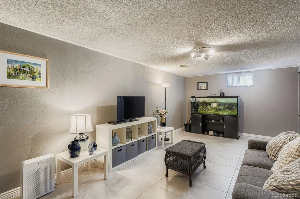 1681 S Zenobia Way Denver CO 80219
