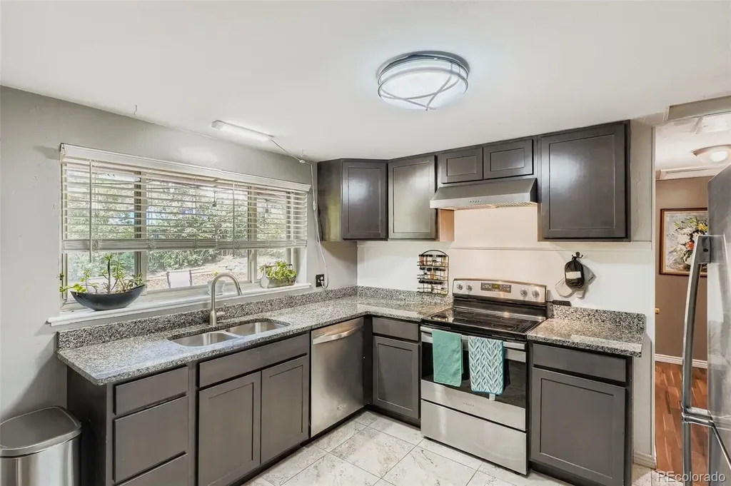 1681 S Zenobia Way Denver CO 80219