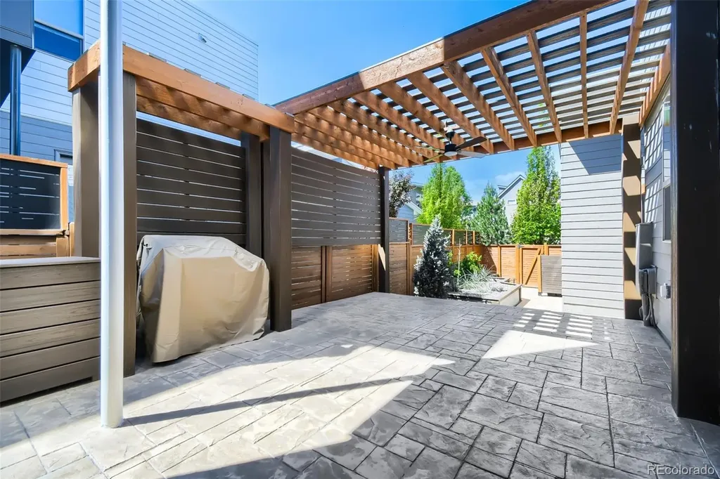 5053 Valentia Street Denver CO 80238