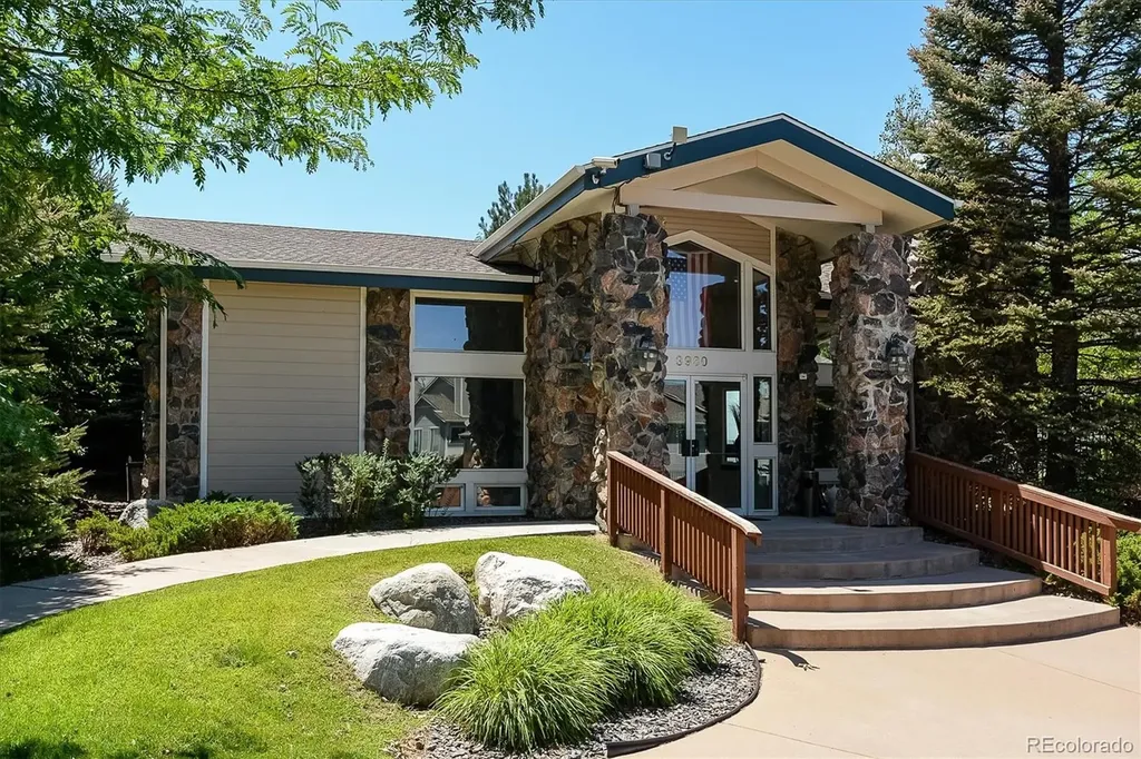 8437 Thunder Ridge Way Highlands Ranch CO 80126