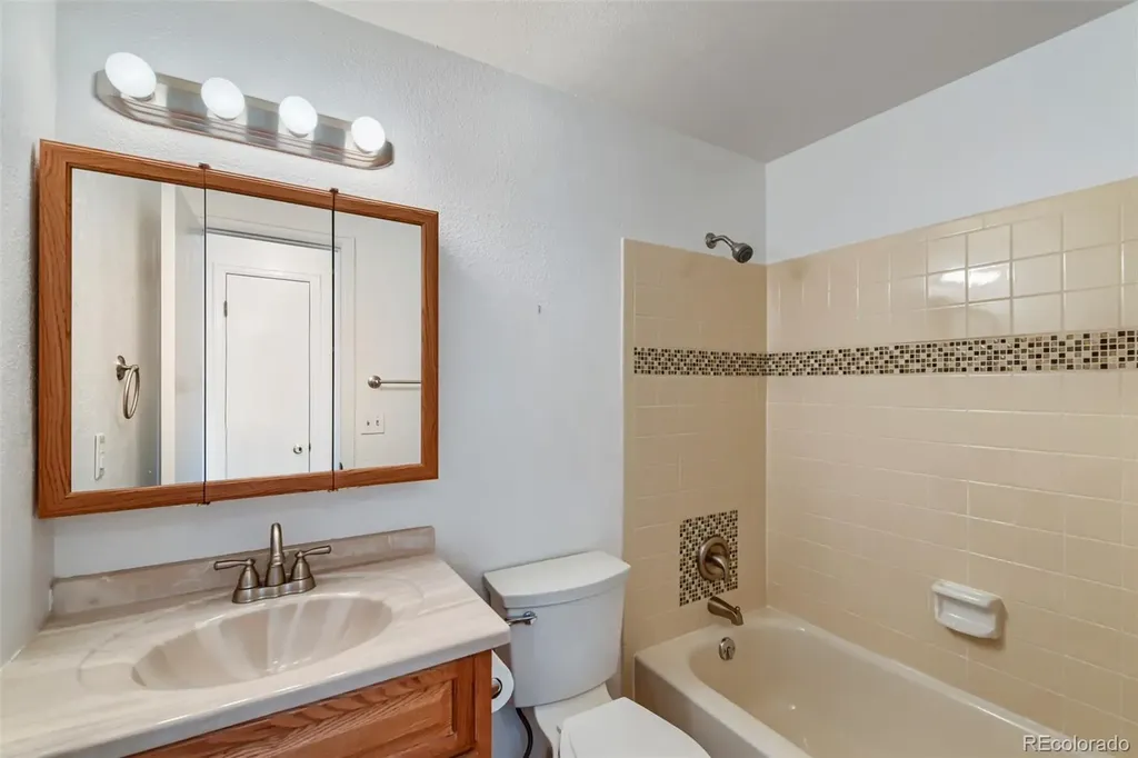 11713 Briarwood Drive Denver CO 80233