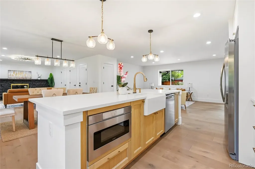 2466 S Krameria Street Denver CO 80222