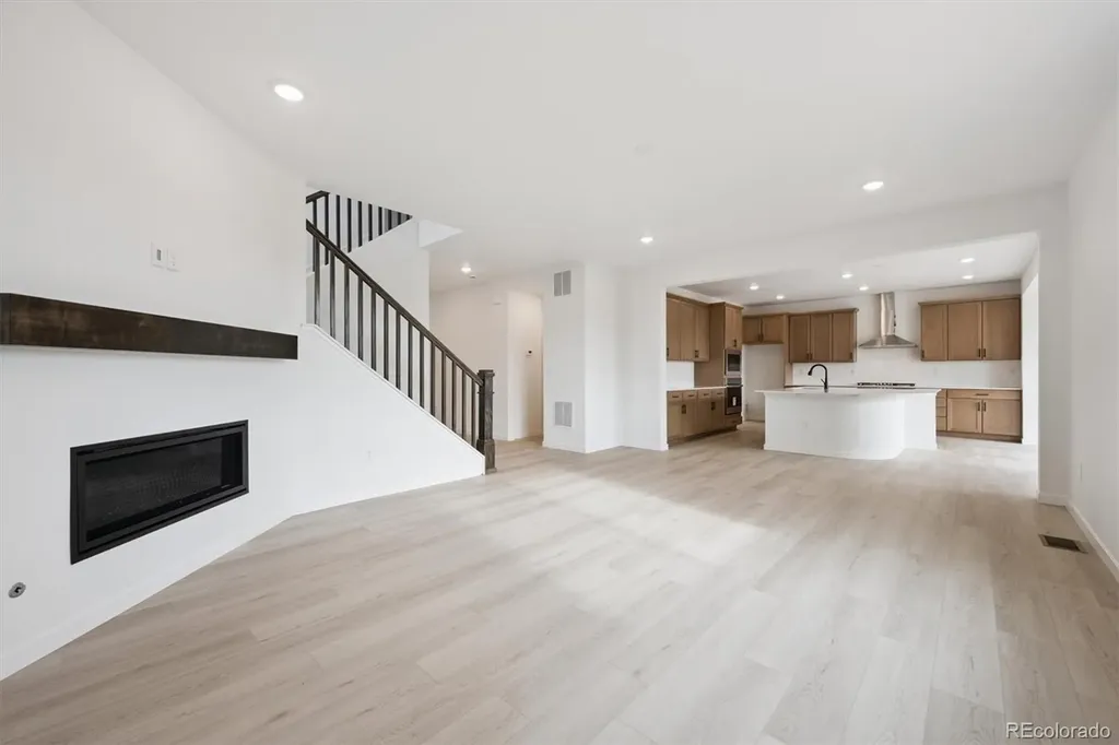 25020 E Pacific Avenue Aurora CO 80018