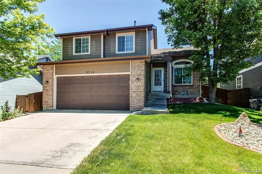 9314 Wiltshire Drive Highlands Ranch CO 80130