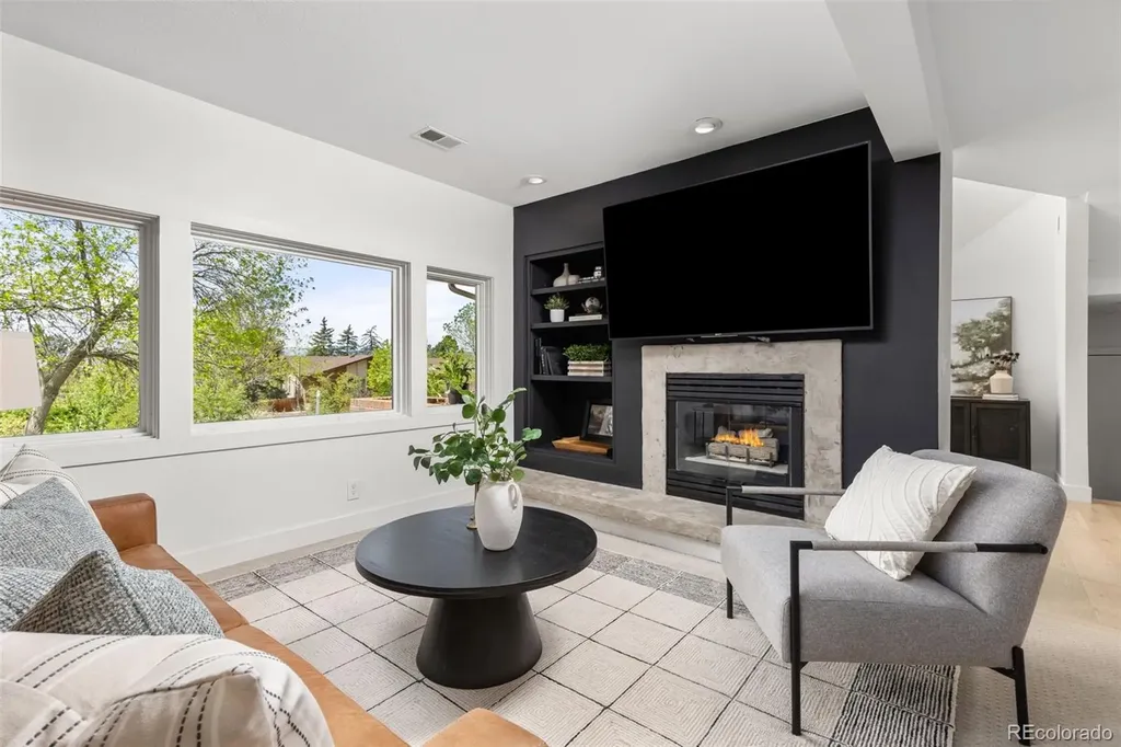 33 Oakridge Drive Castle Rock CO 80104