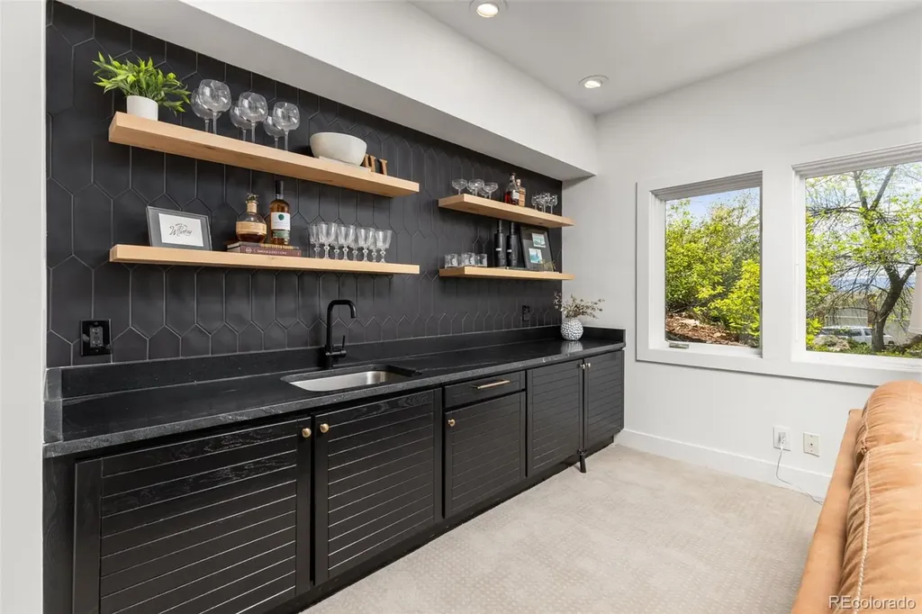 33 Oakridge Drive Castle Rock CO 80104