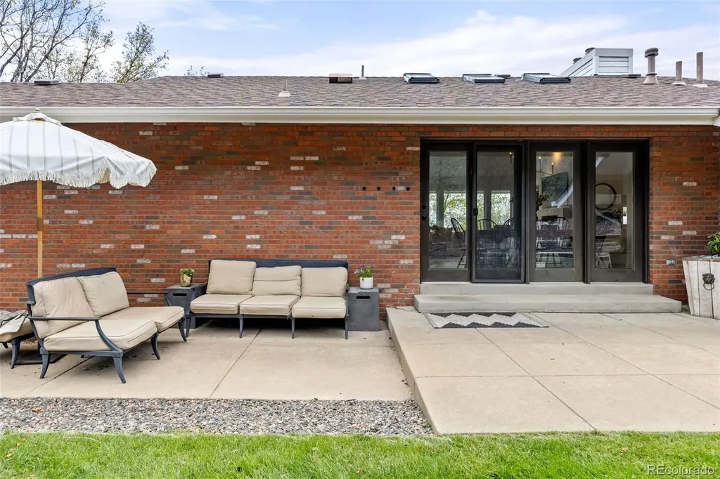 33 Oakridge Drive Castle Rock CO 80104