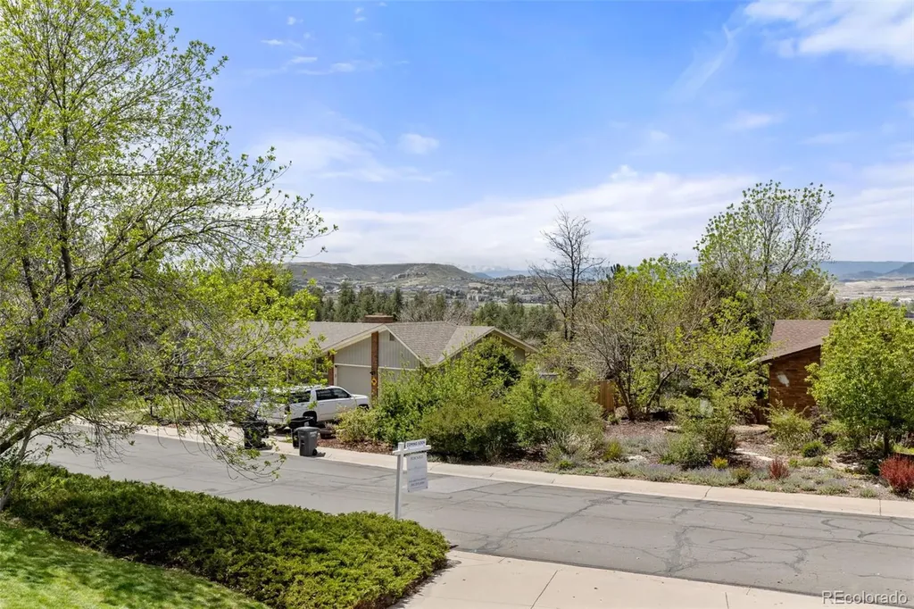 33 Oakridge Drive Castle Rock CO 80104