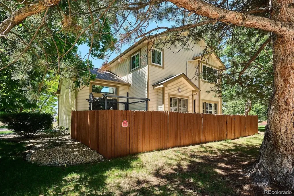 5155 E Weaver Drive Centennial CO 80121