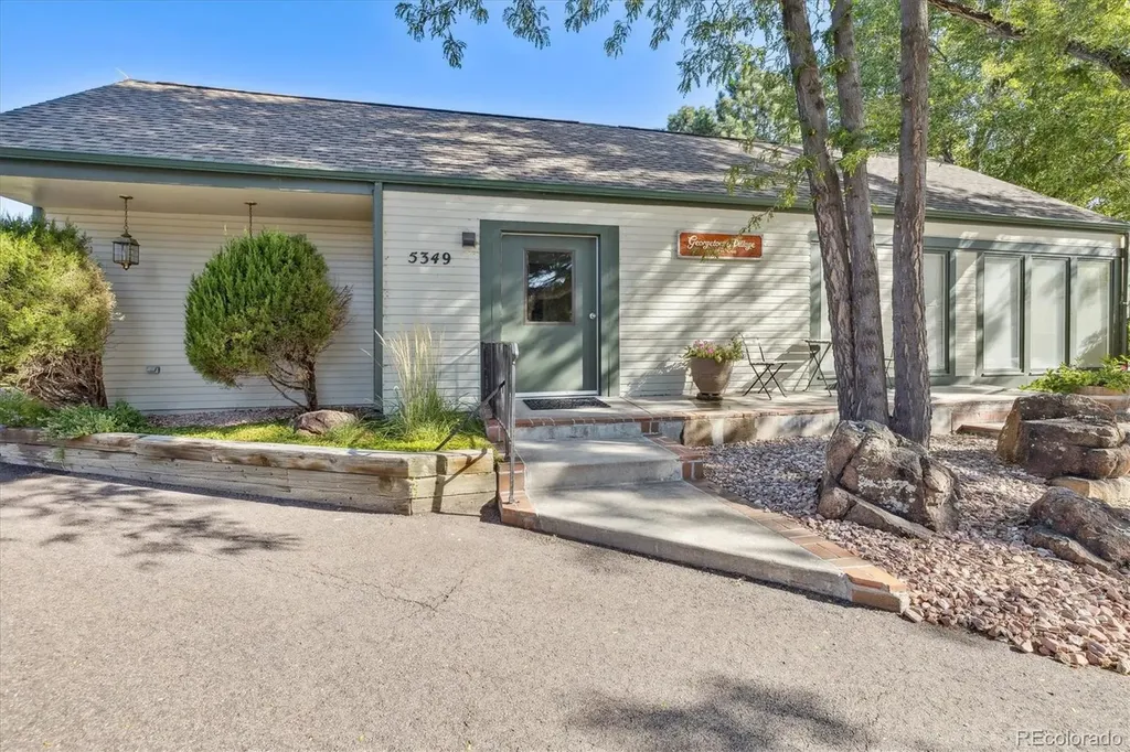 5155 E Weaver Drive Centennial CO 80121