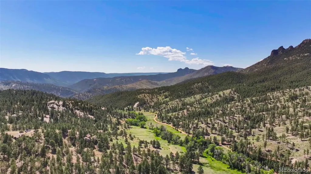 22511 Resort Creek Road Foxton CO 80433