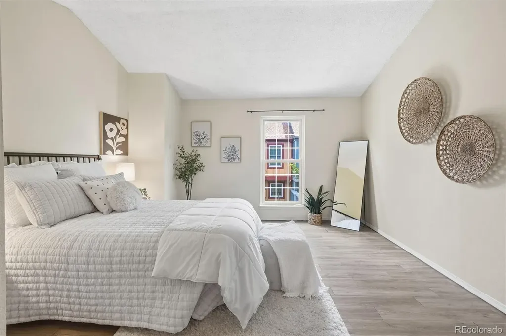 12043 E Hoye Drive Aurora CO 80012