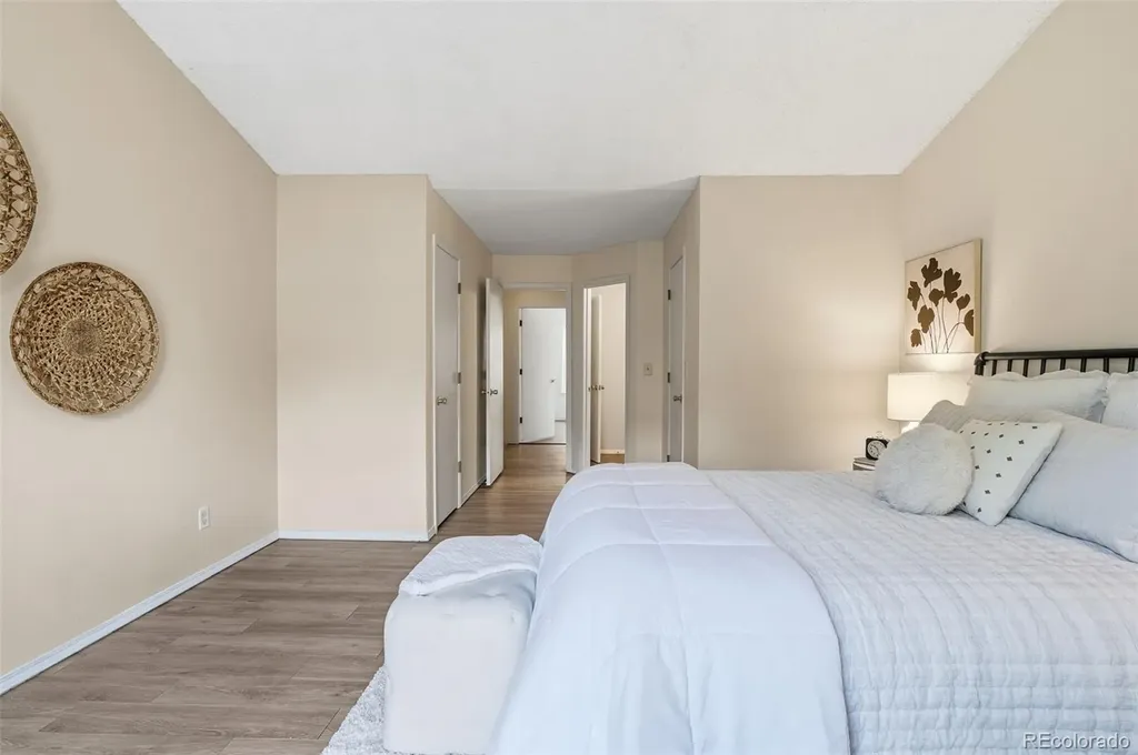 12043 E Hoye Drive Aurora CO 80012