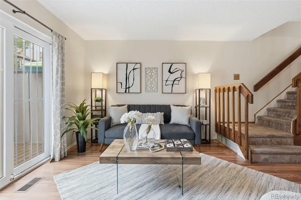 12043 E Hoye Drive Aurora CO 80012
