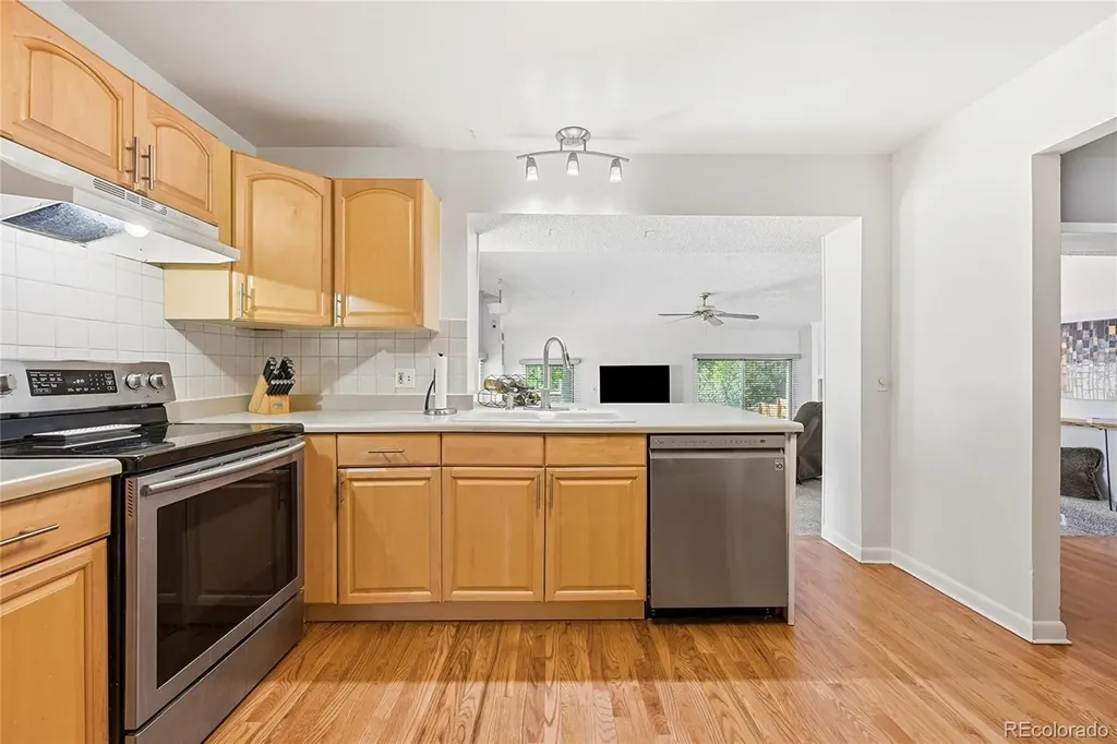 6861 S Washington Street Littleton CO 80122