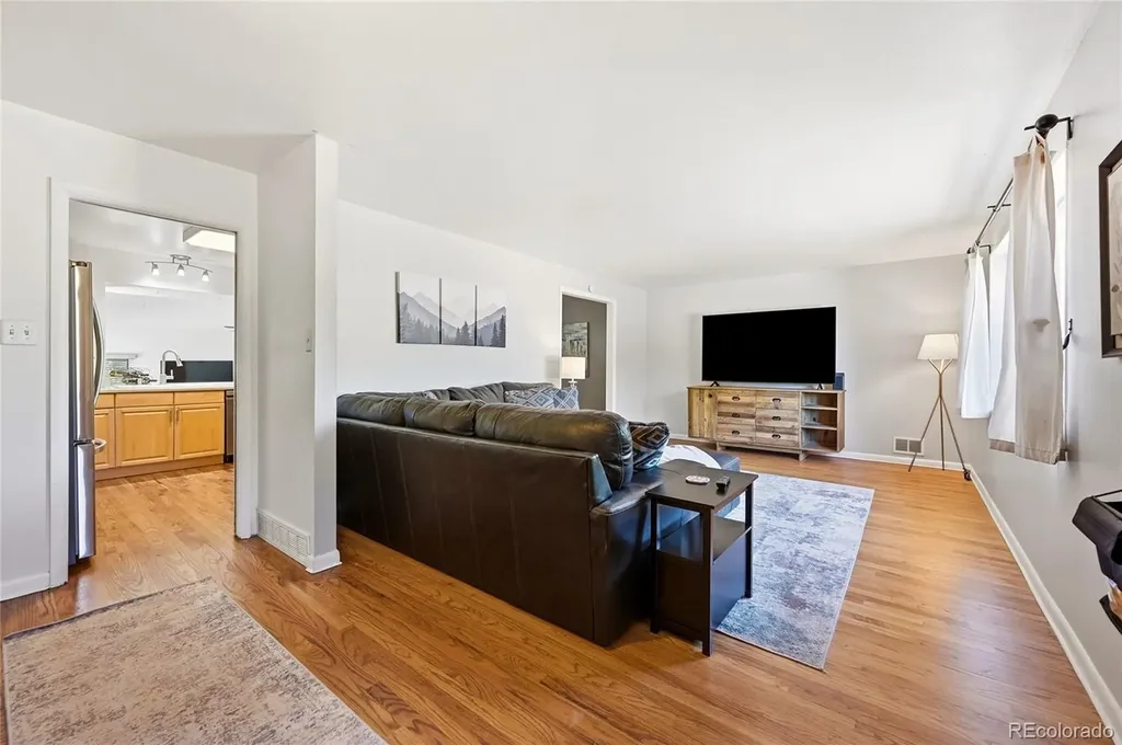 6861 S Washington Street Littleton CO 80122