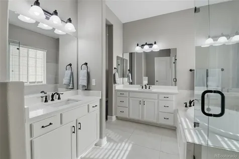 7693 S Quantock Way Aurora CO 80016