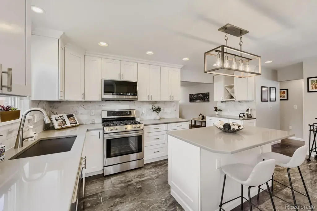7890 W 59th Avenue Arvada CO 80004