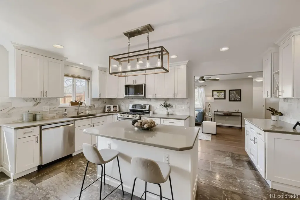 7890 W 59th Avenue Arvada CO 80004