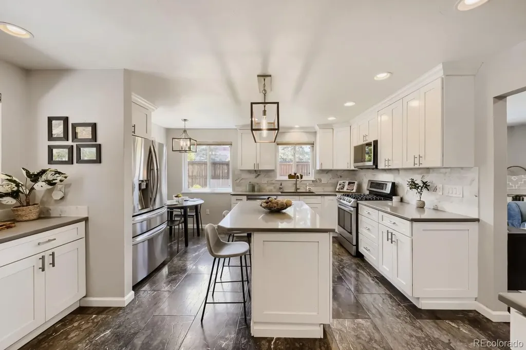 7890 W 59th Avenue Arvada CO 80004