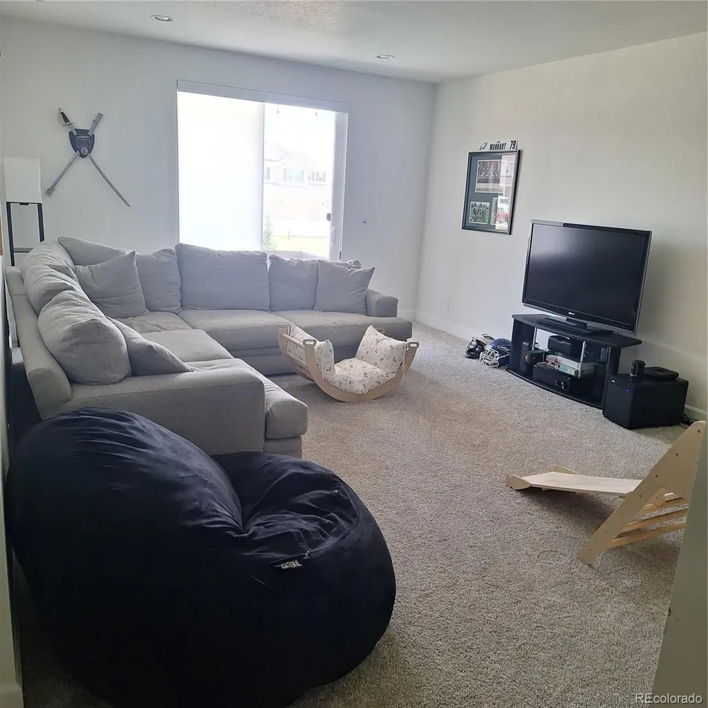 5741 Mammoth Lane Colorado Springs CO 80927